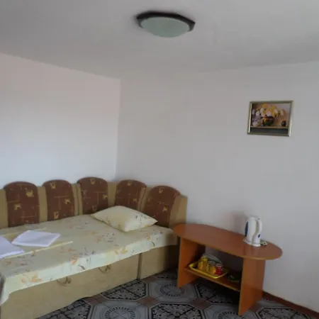 בית הארחה Via Maris 3*